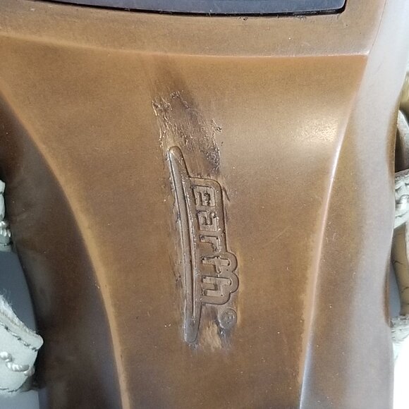 EARTH Slip-On Rhinestone and Stud Strappy Low Heel Sandals Khaki Size 7 ~ 4354 - Picture 9 of 12